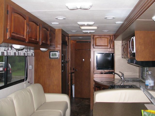 2014 Coachman Mirada Mirada Coachman 29DSSE 2 Slides - 21522711 - 15