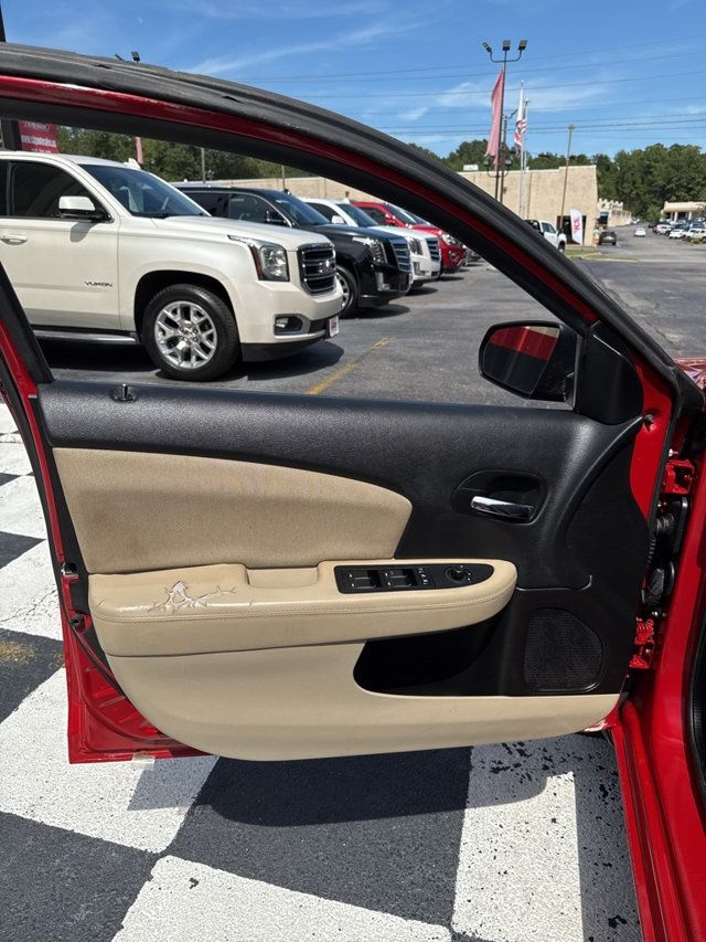 2014 Dodge Avenger 4dr Sedan SE - 22890804 - 22
