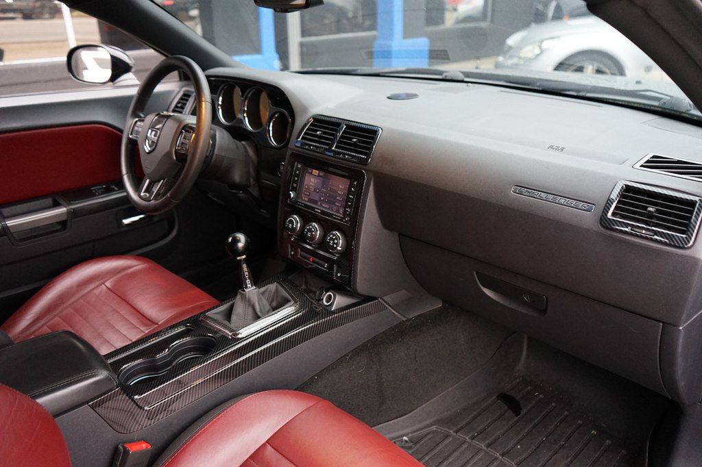 2014 Dodge Challenger R/T - 22955333 - 31