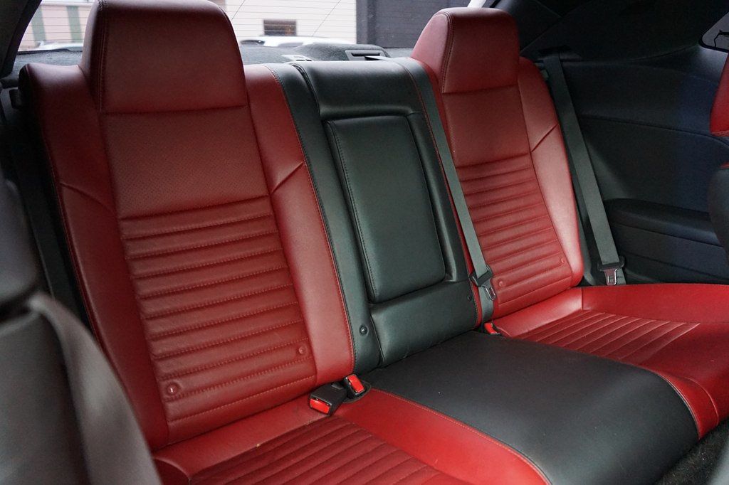 2014 Dodge Challenger R/T - 22955333 - 33