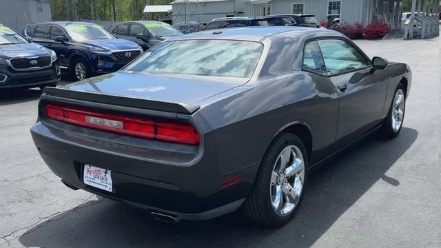 2014 Dodge Challenger SXT - 22982119 - 7