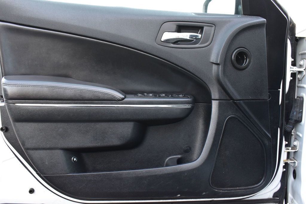 2014 Dodge Charger 4dr Sedan SE RWD - 22976403 - 32