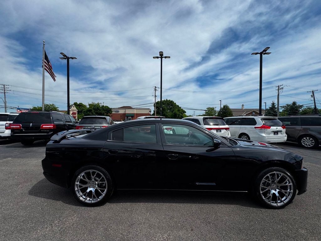 2014 Dodge Charger 4dr Sedan SE RWD - 23035896 - 3