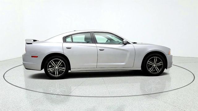 2014 Dodge Charger 4dr Sedan SXT Plus AWD w/ Sport Appearance Package - 23070984 - 3