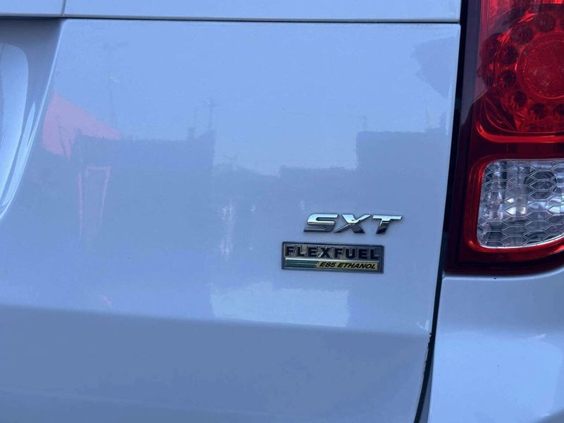 2014 Dodge Grand Caravan 4dr Wagon SXT 30th Anniversary - 23036128 - 37