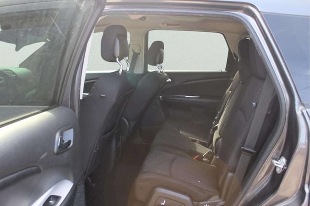 2014 Dodge Journey FWD 4dr SXT - 23014688 - 5