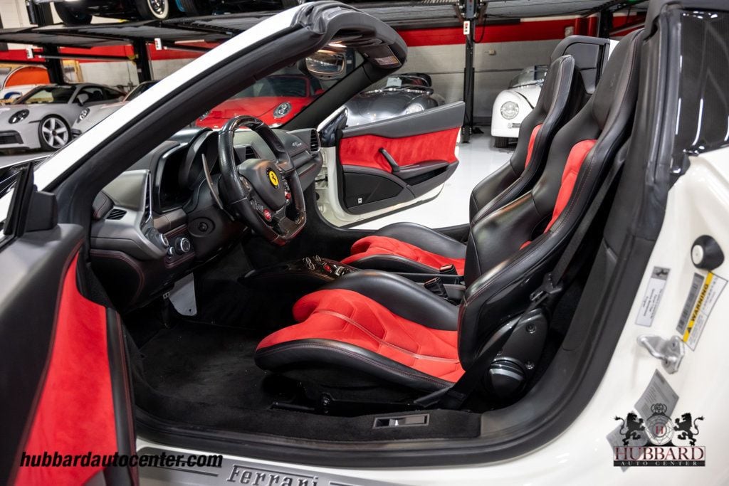 2014 Ferrari 458 Italia 2dr Convertible - 23002768 - 16