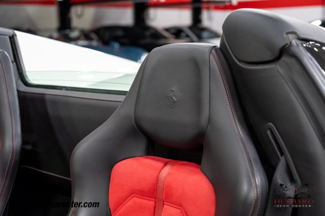 2014 Ferrari 458 Italia 2dr Convertible - 23002768 - 19