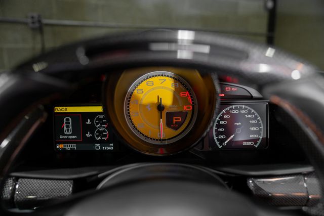 2014 Ferrari 458 Italia 2dr Coupe - 23024244 - 25