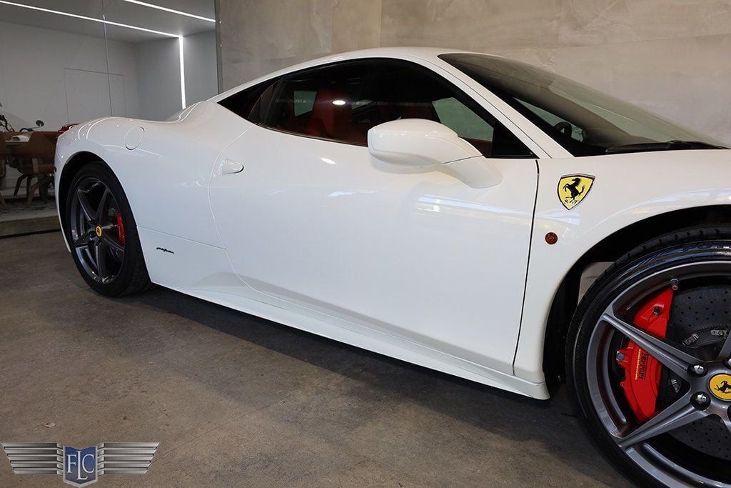 2014 Ferrari 458 Italia 2dr Coupe - 22770024 - 8