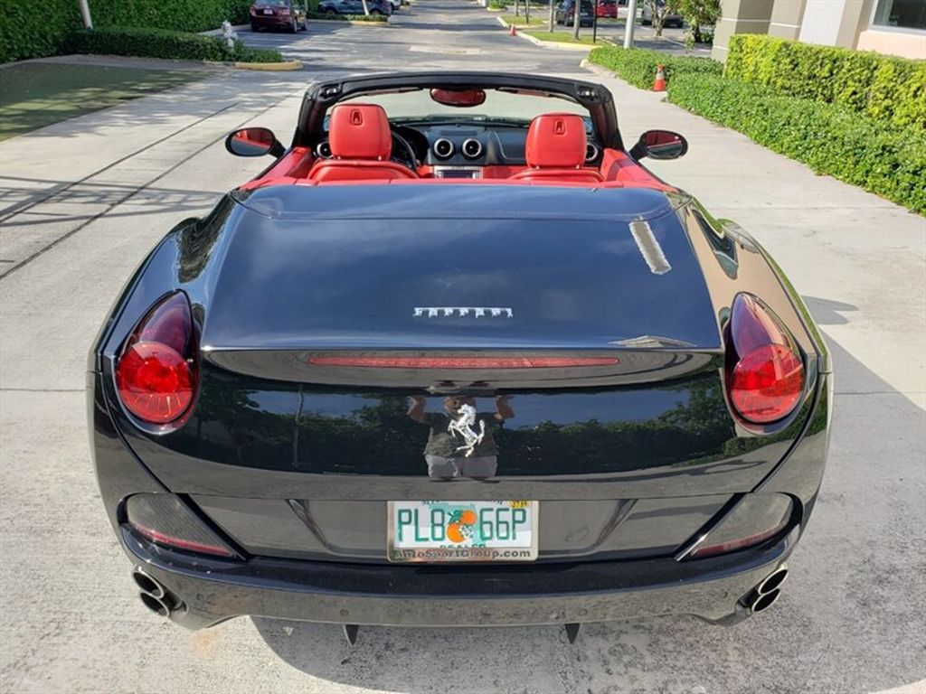 2014 Ferrari California 2dr Convertible - 22893811 - 10