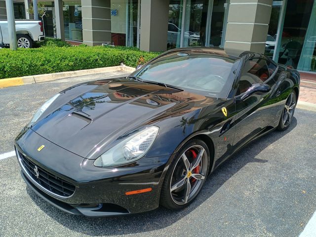 2014 Ferrari California 2dr Convertible - 22893811 - 1