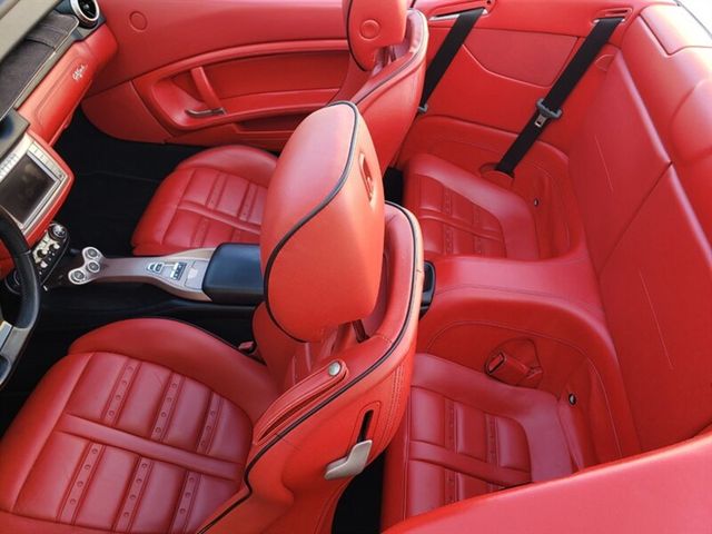 2014 Ferrari California 2dr Convertible - 22893811 - 19