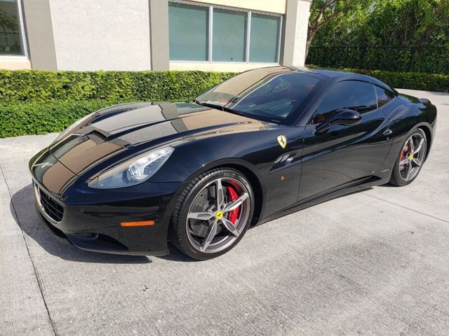2014 Ferrari California 2dr Convertible - 22893811 - 21