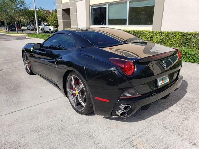 2014 Ferrari California 2dr Convertible - 22893811 - 23