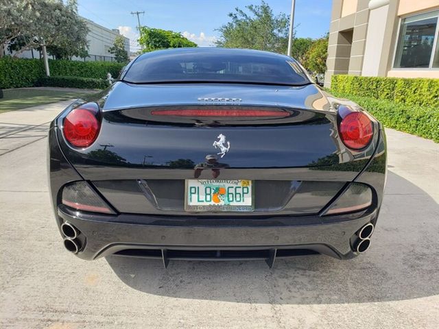 2014 Ferrari California 2dr Convertible - 22893811 - 28