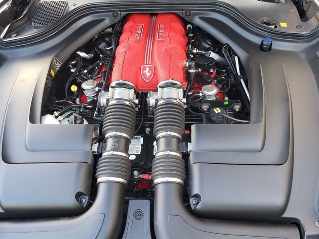 2014 Ferrari California 2dr Convertible - 22893811 - 30