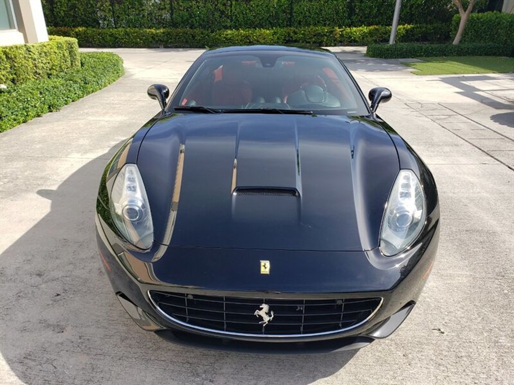 2014 Ferrari California 2dr Convertible - 22893811 - 3