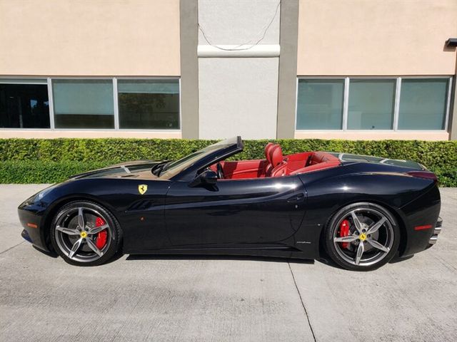 2014 Ferrari California 2dr Convertible - 22893811 - 7