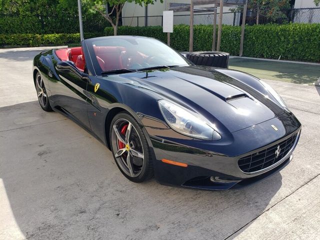2014 Ferrari California 2dr Convertible - 22893811 - 8