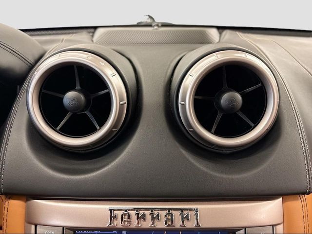 2014 Ferrari California 2dr Convertible - 22963755 - 12