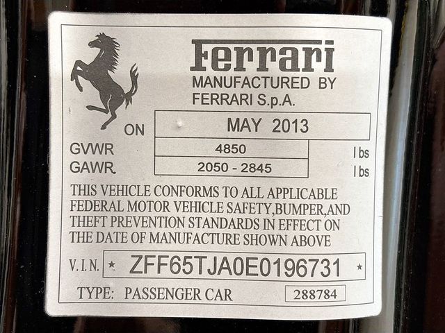 2014 Ferrari California 2dr Convertible - 22963755 - 29