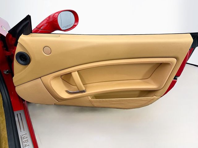 2014 Ferrari California 2dr Convertible - 22996020 - 29