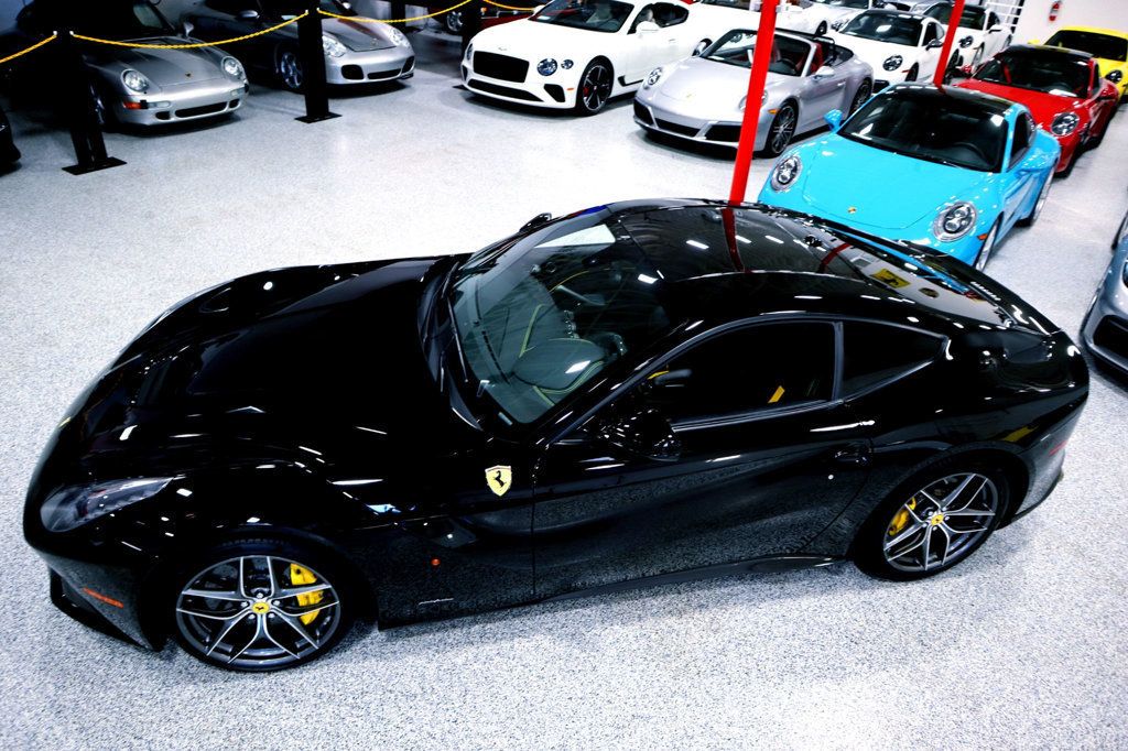 2014 Ferrari F12 BERLINETTA * ONLY 6K MILES...F12 Giant Carbon Fiber!! - 22693428 - 3