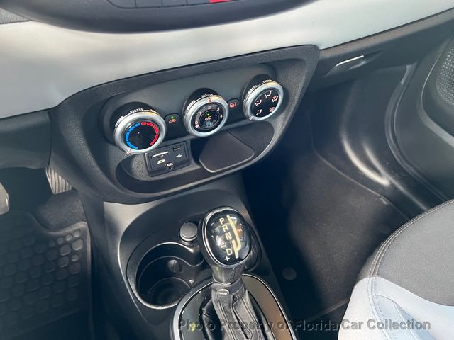 2014 FIAT 500L Hatchback Easy Premier Package - 22638178 - 50