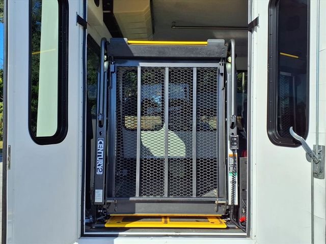 2014 Ford E350 13 Passenger Shuttle Bus w/Wheelchair - 22940179 - 11