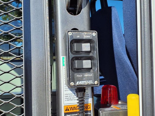 2014 Ford E350 13 Passenger Shuttle Bus w/Wheelchair - 22940179 - 13