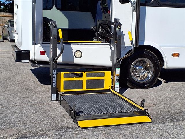 2014 Ford E350 13 Passenger Shuttle Bus w/Wheelchair - 22940179 - 15