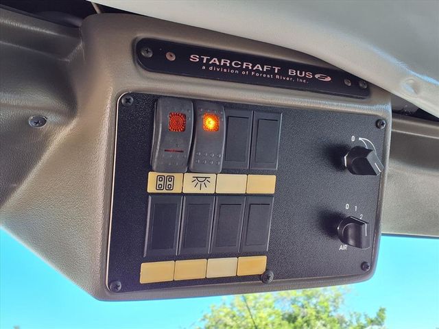 2014 Ford E350 13 Passenger Shuttle Bus w/Wheelchair - 22940179 - 36