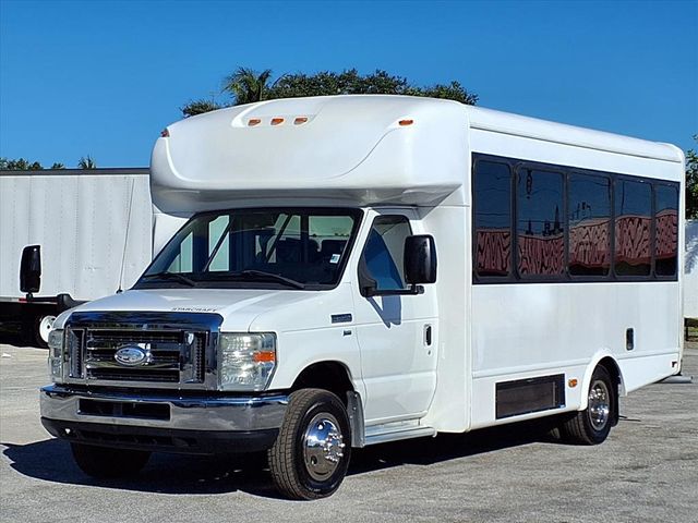 2014 Ford E350 13 Passenger Shuttle Bus w/Wheelchair - 22940179 - 8