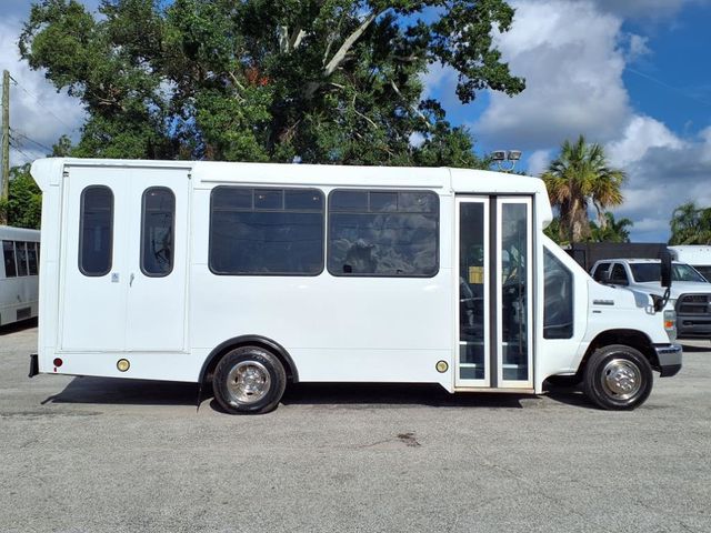 2014 Ford E350 15 Passenger Shuttle Bus w/Wheelchair - 22886065 - 2