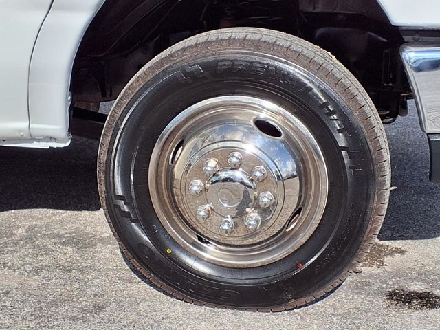 2014 Ford E350 15 Passenger Shuttle Bus w/Wheelchair - 22886065 - 42