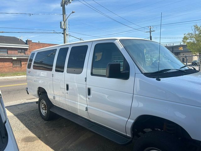 2014 Ford E350 EXTENDED 15 PASSENGER VAN 4X4 QUIGLEY CONVERSION - 22419239 - 4