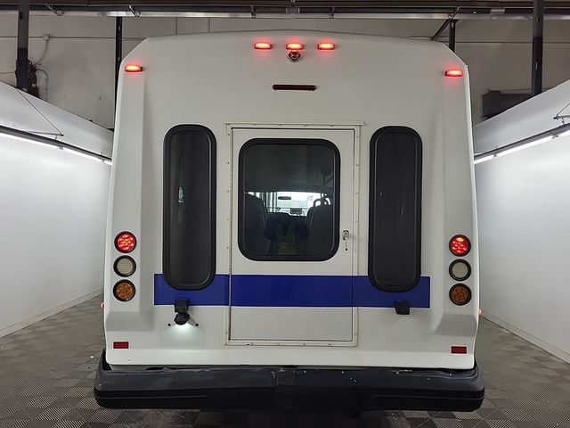 2014 Ford E350 Non-CDL Wheelchair Shuttle Bus For Sale For Adults Medical Transport Mobility ADA Handicapped - 22958809 - 4