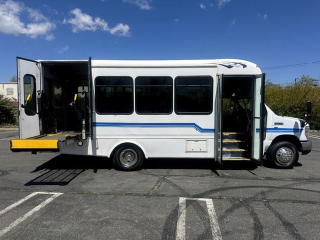 2014 Ford E350 Non-CDL Wheelchair Shuttle Bus For Sale For Adults Seniors Church & Medical Transport - 22380893 - 3