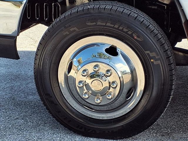 2014 Ford E450 15 Passenger Shuttle Bus w/Wheelchair - 22911586 - 49