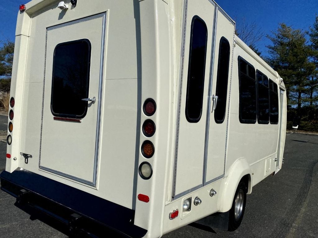 2014 Ford E450 5 Wheelchair Shuttle Bus For Sale Senior Church & Adult Handicap Transport RV Conversions - 21668512 - 10