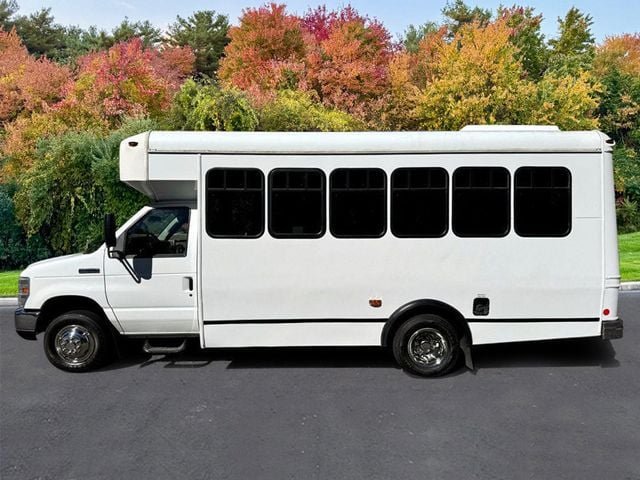 2014 Ford E450 Non-CDL Wheelchair Shuttle Bus For Sale For Adults Church Seniors Medical Transport - 22592786 - 3