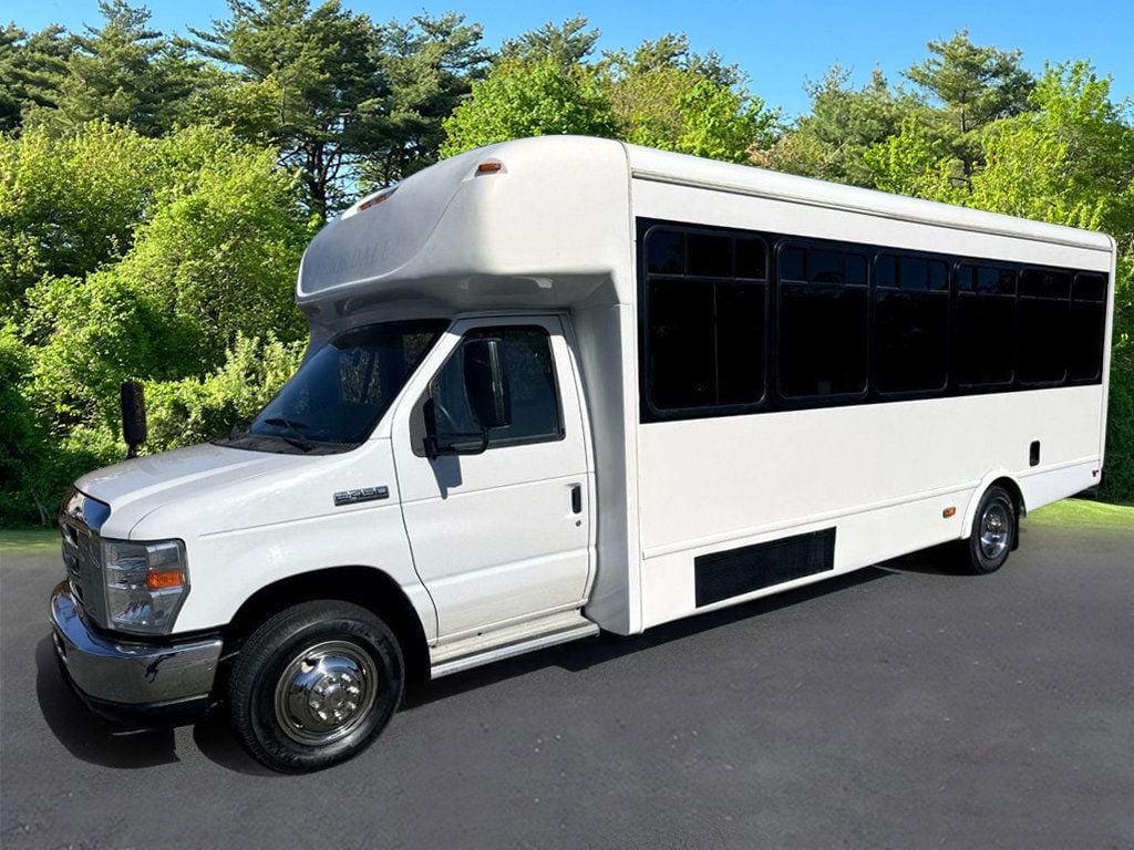 2014 Ford E450 Starcraft Wheelchair Shuttle Bus For Adults Seniors Church Medical Transport Handicapped - 22623124 - 13