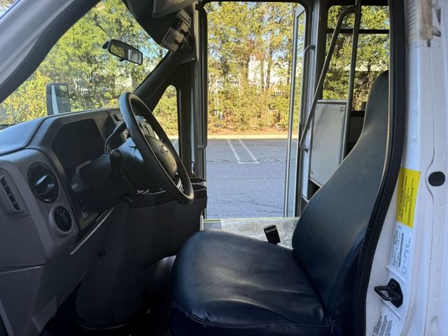 2014 Ford E450 Starcraft Wheelchair Shuttle Bus For Adults Seniors Church Medical Transport Handicapped - 22623124 - 19