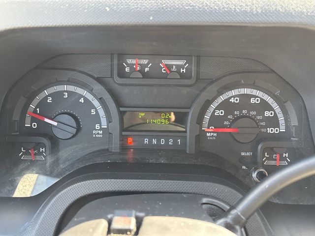 2014 Ford Econoline Cargo Van E-150 Commercial - 22766339 - 18