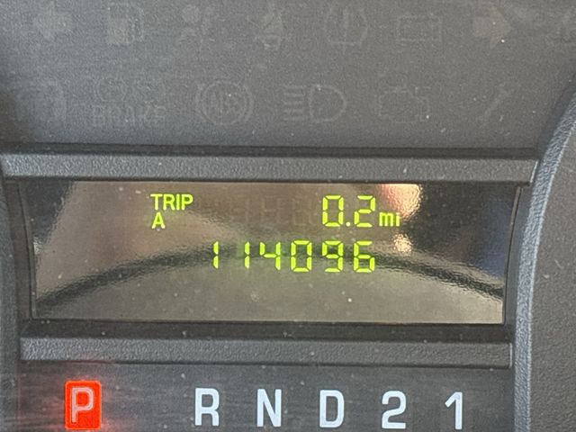 2014 Ford Econoline Cargo Van E-150 Commercial - 22766339 - 19