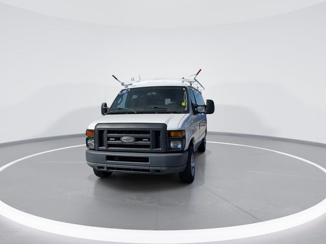 2014 Ford Econoline Cargo Van E-150 Commercial - 22766339 - 2