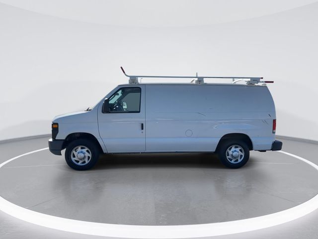 2014 Ford Econoline Cargo Van E-150 Commercial - 22766339 - 4
