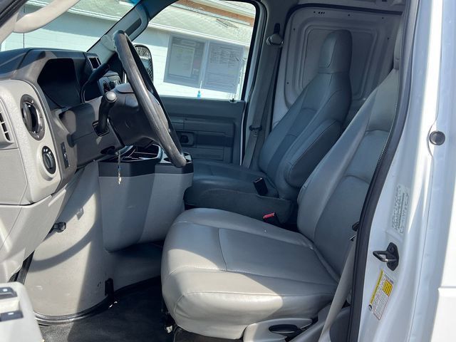 2014 Ford Econoline Cargo Van E-250 Commercial - 22998767 - 9
