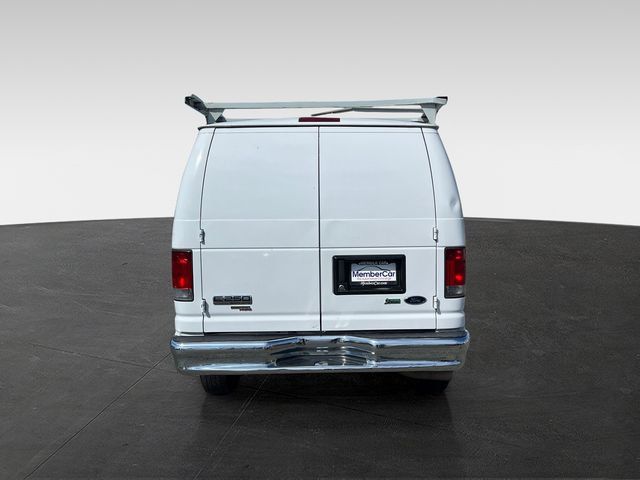 2014 Ford Econoline Cargo Van E-250 Commercial - 22998767 - 2